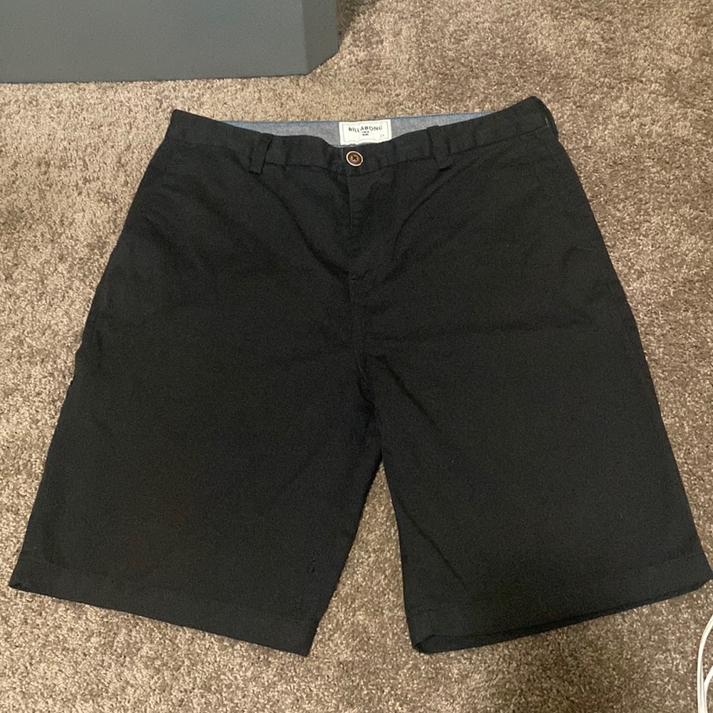 Men’s billabong shorts
